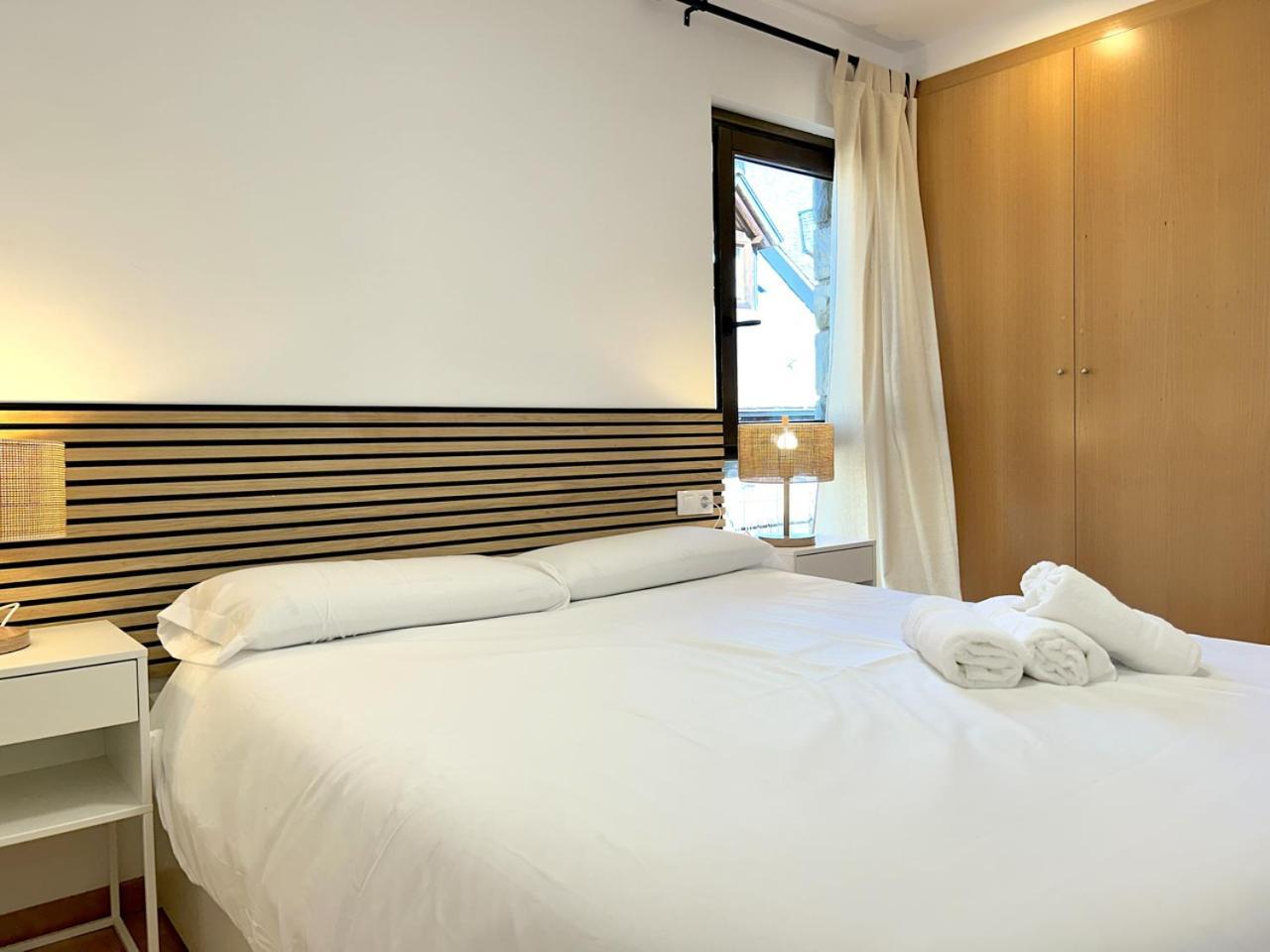 Apartment Modern I Familiar A By Rural D'aneu *