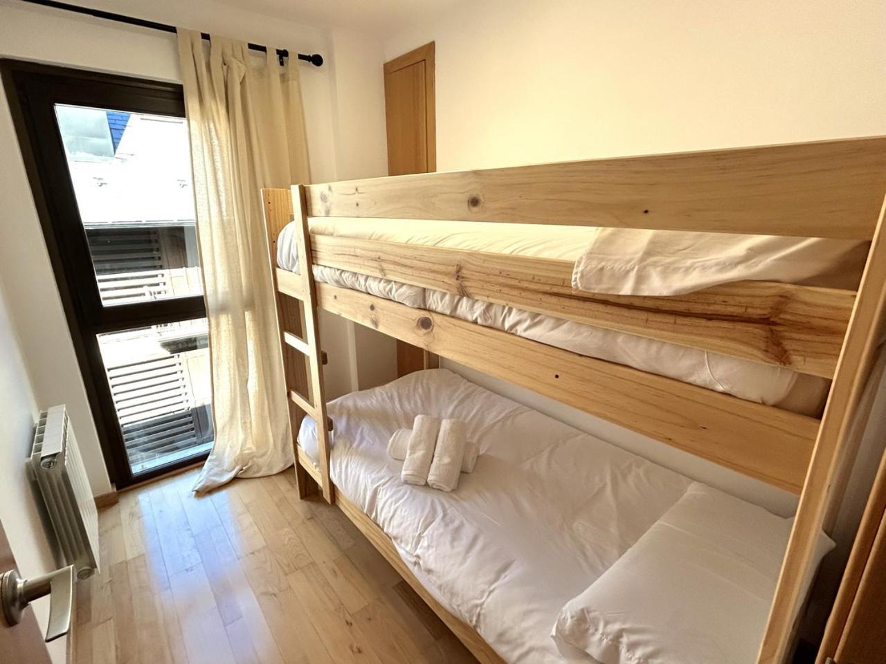 Apartment Modern I Familiar A By Rural D'aneu *